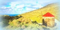 Small church at  side of road near Isternia at Tinos